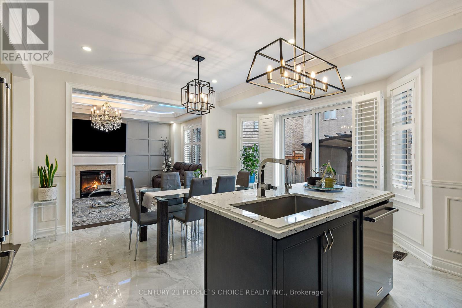 240 Etheridge Avenue, Milton, Ontario  L9E 1H6 - Photo 15 - W12542116