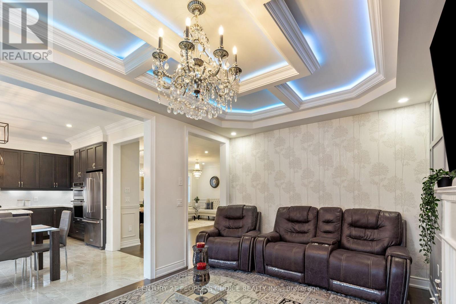 240 Etheridge Avenue, Milton, Ontario  L9E 1H6 - Photo 16 - W12542116