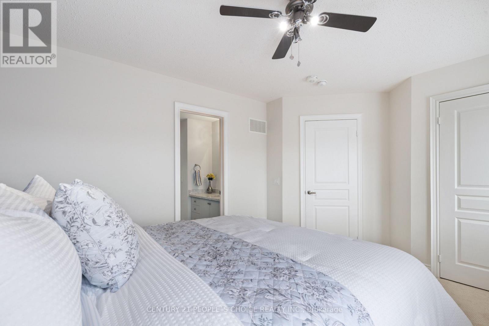 240 Etheridge Avenue, Milton, Ontario  L9E 1H6 - Photo 23 - W12542116