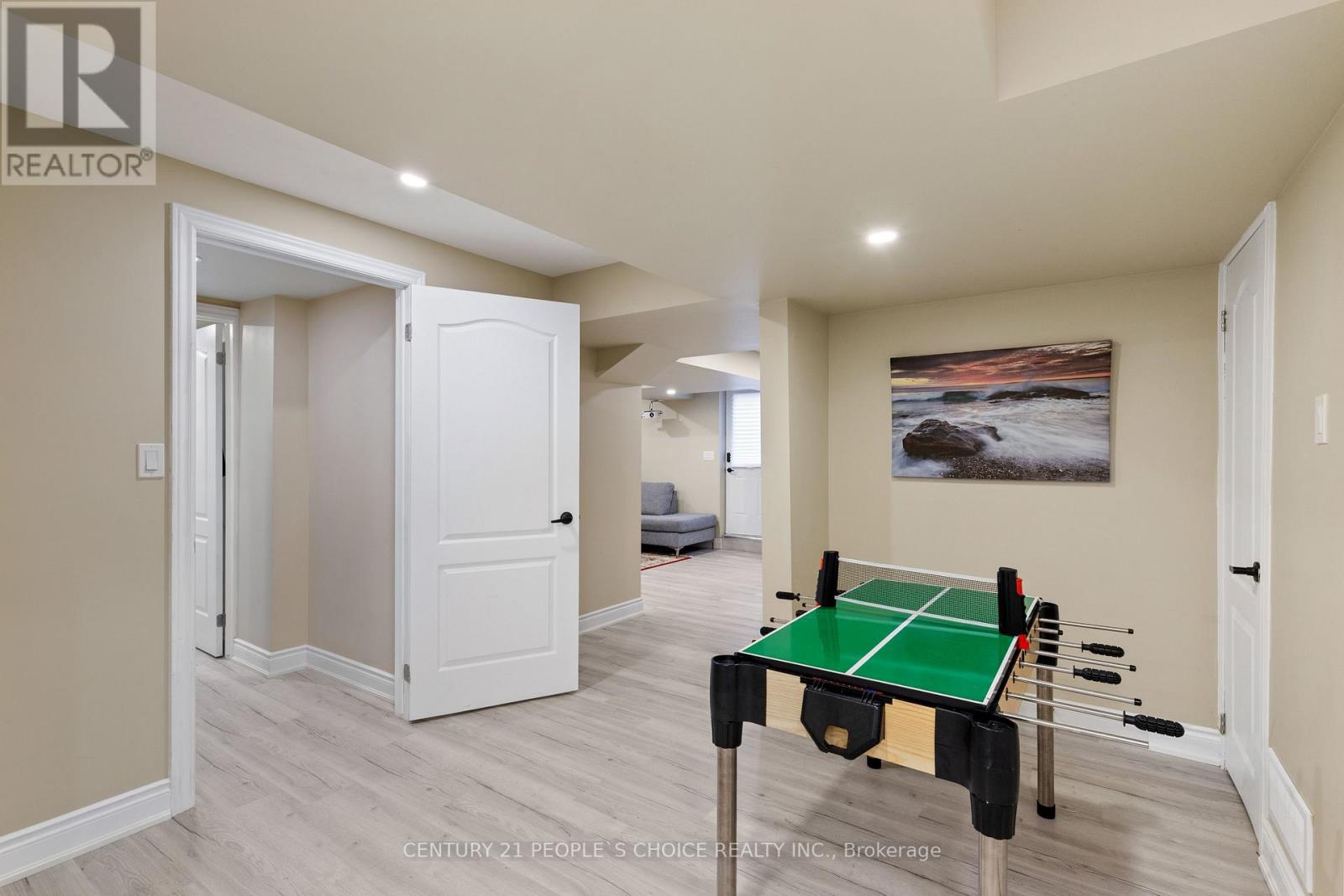 240 Etheridge Avenue, Milton, Ontario  L9E 1H6 - Photo 40 - W12542116