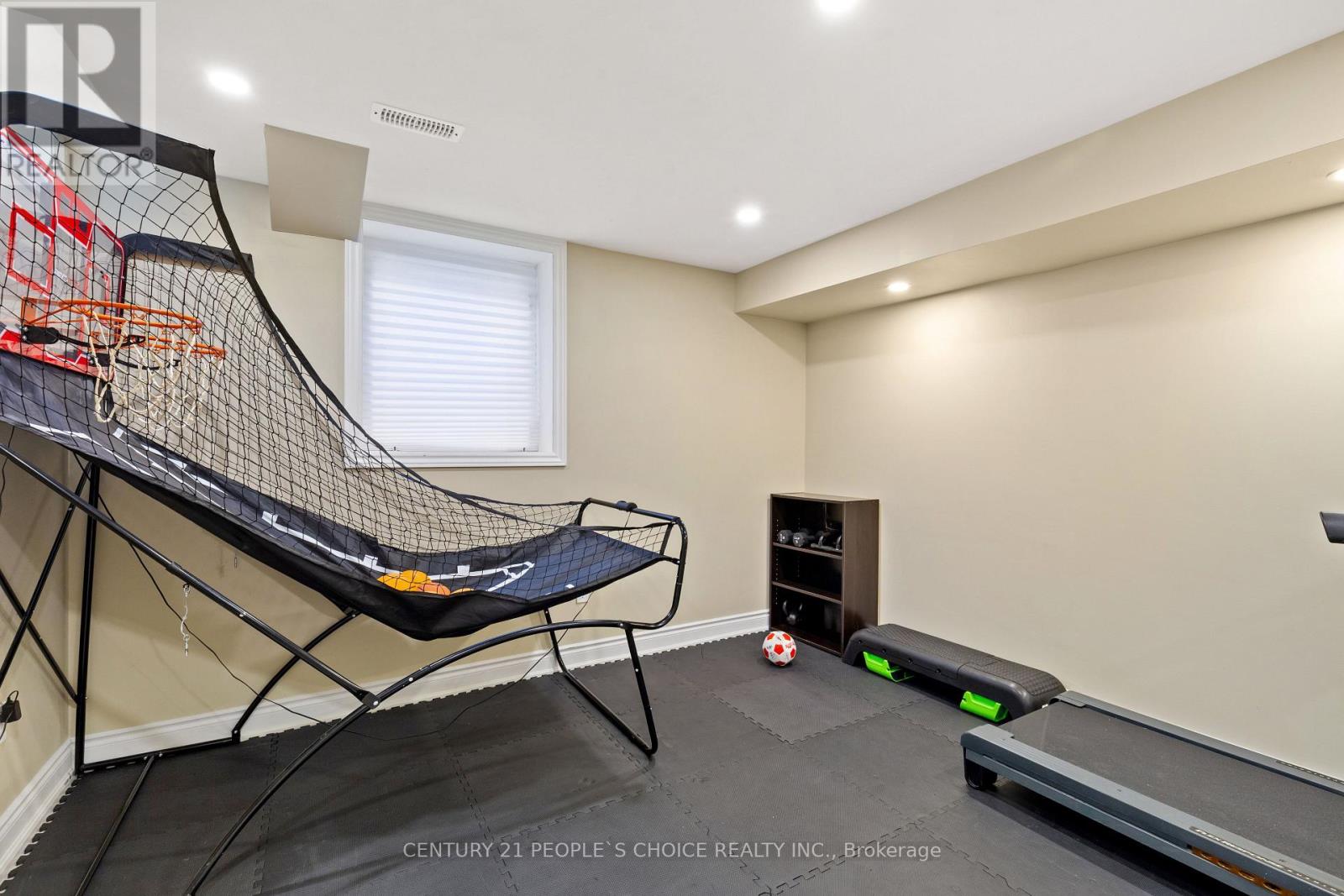 240 Etheridge Avenue, Milton, Ontario  L9E 1H6 - Photo 44 - W12542116