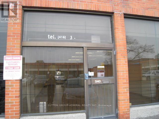 4507 Chesswood Drive, Toronto, Ontario  M3J 2T9 - Photo 12 - W12542138