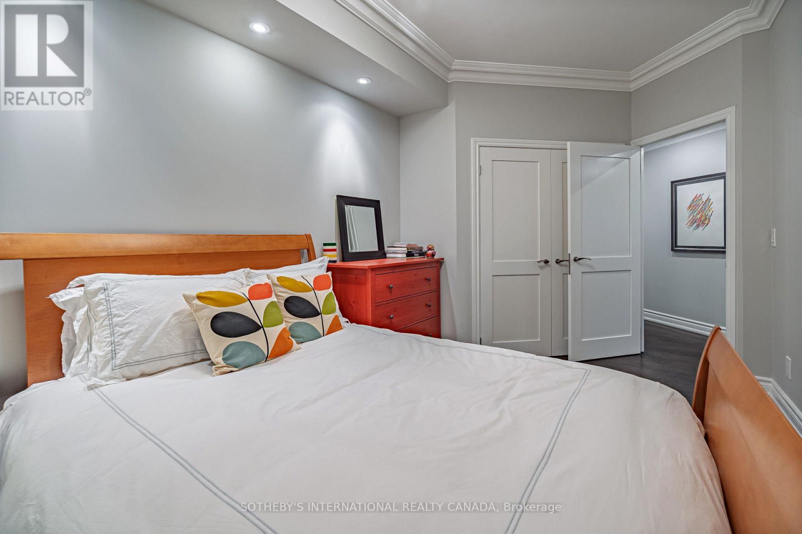 803 - 1 Balmoral Avenue, Toronto, Ontario  M4V 3B9 - Photo 15 - C12540546