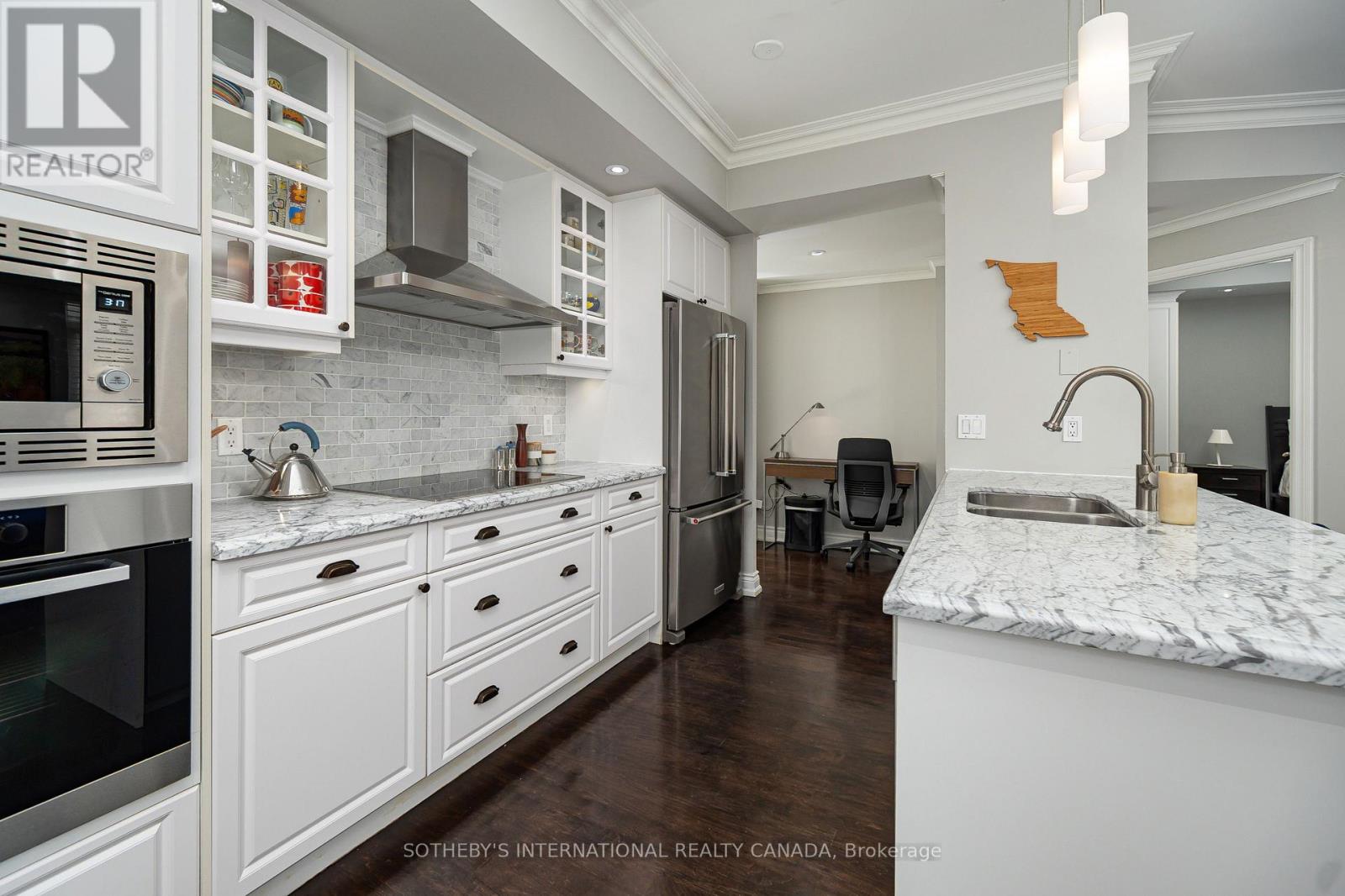 803 - 1 Balmoral Avenue, Toronto, Ontario  M4V 3B9 - Photo 7 - C12540546