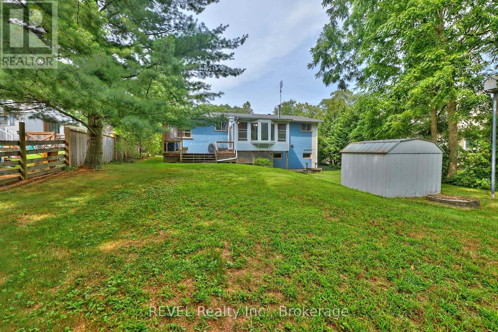 268 Canboro Road, Pelham, Ontario L0S 1M0 - Photo 44 - X12542296