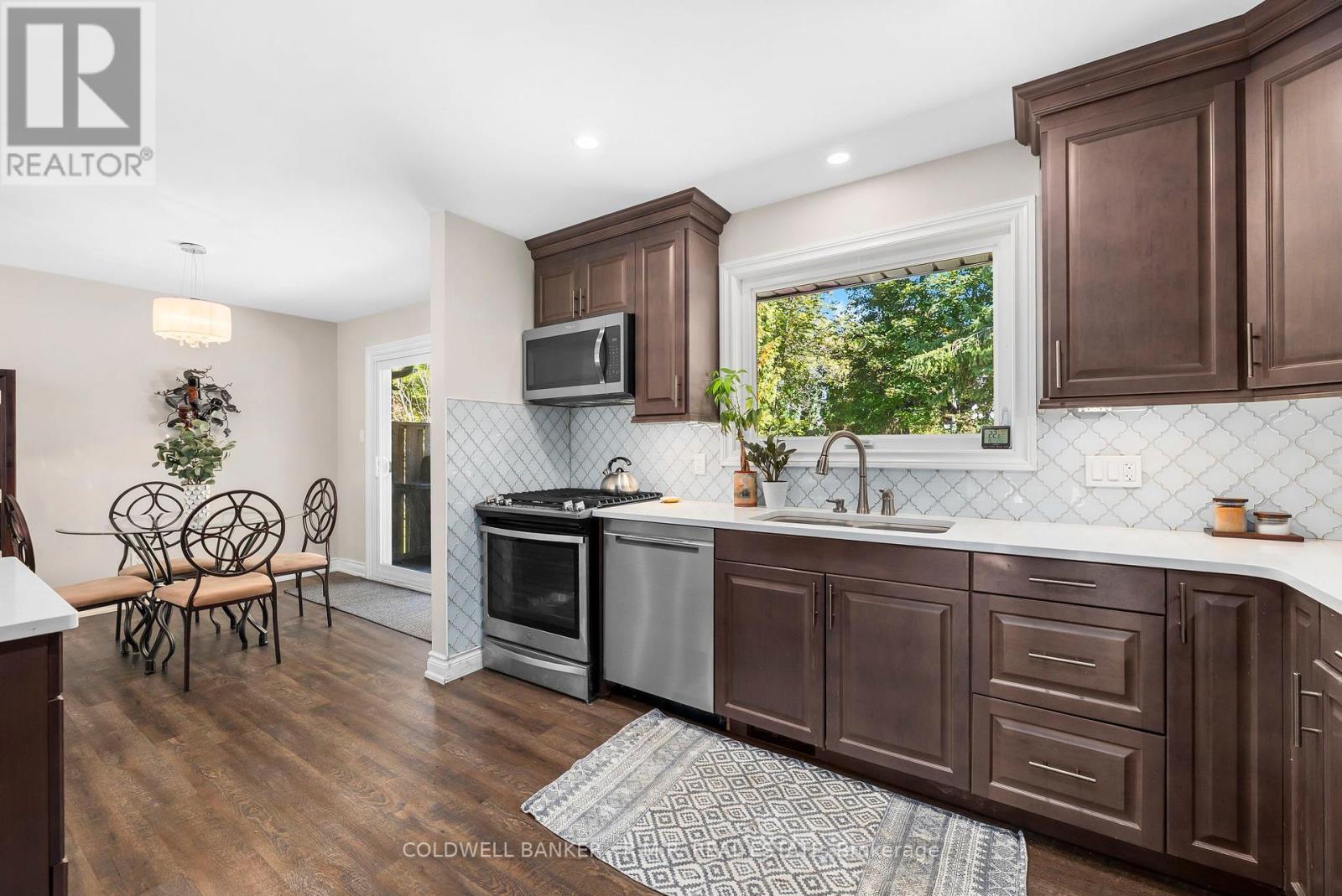 77 Main Street N, Uxbridge, Ontario  L9P 1J7 - Photo 3 - N12449281