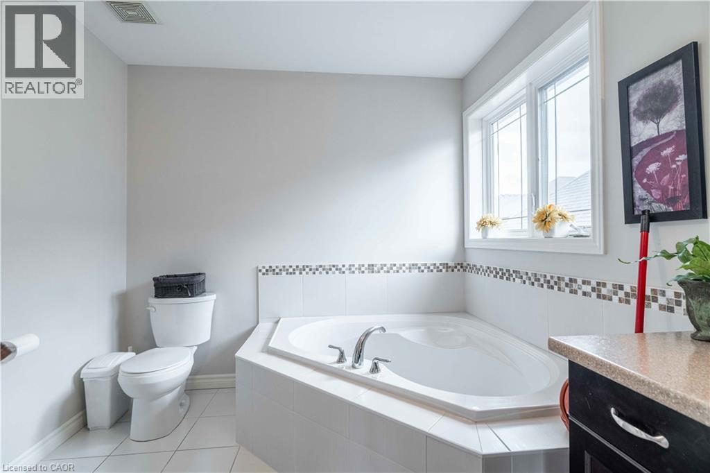 27 Purnell Drive, Hamilton, Ontario  L9C 0C6 - Photo 19 - 40767640