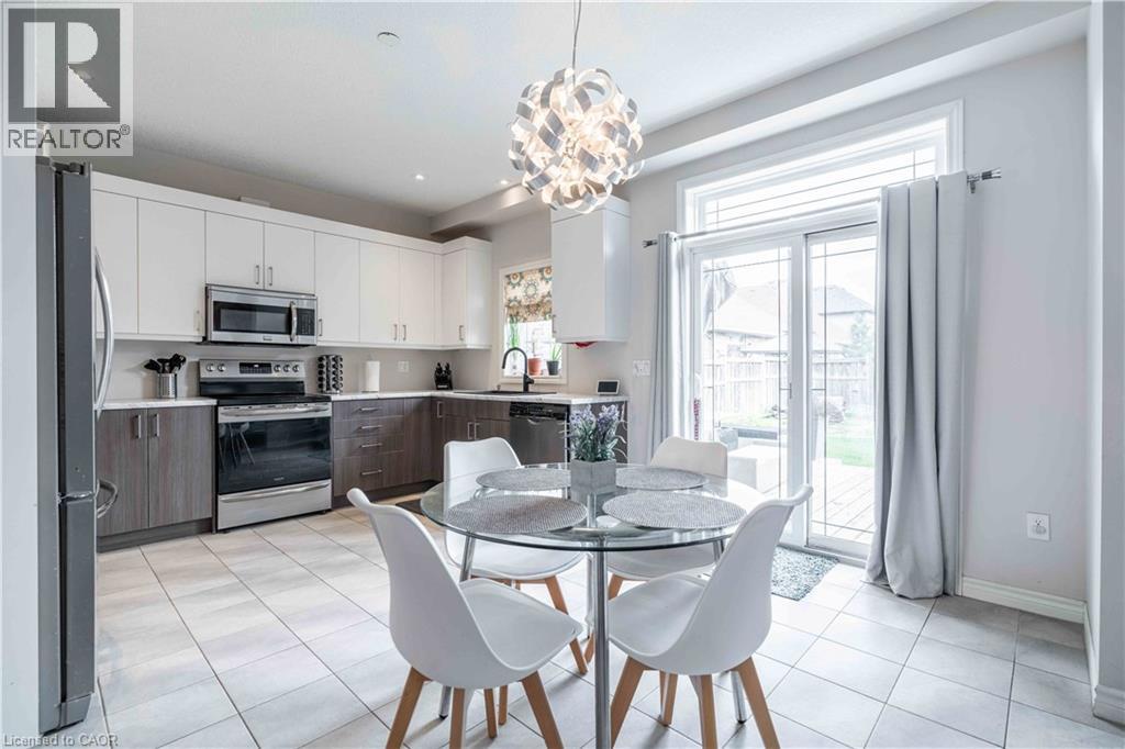 27 Purnell Drive, Hamilton, Ontario  L9C 0C6 - Photo 9 - 40767640