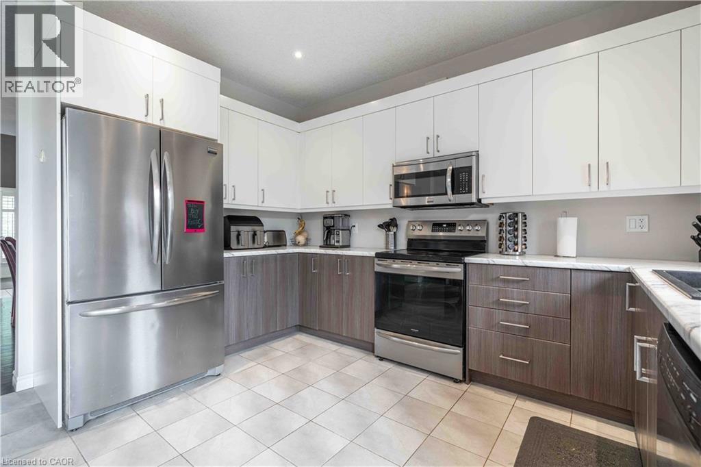 27 Purnell Drive, Hamilton, Ontario  L9C 0C6 - Photo 11 - 40767640