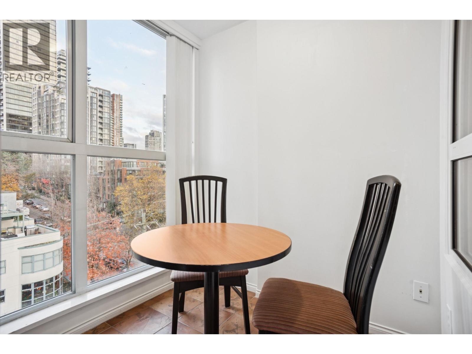 703 910 Beach Avenue, Vancouver, British Columbia  V6Z 2W7 - Photo 11 - R3067163