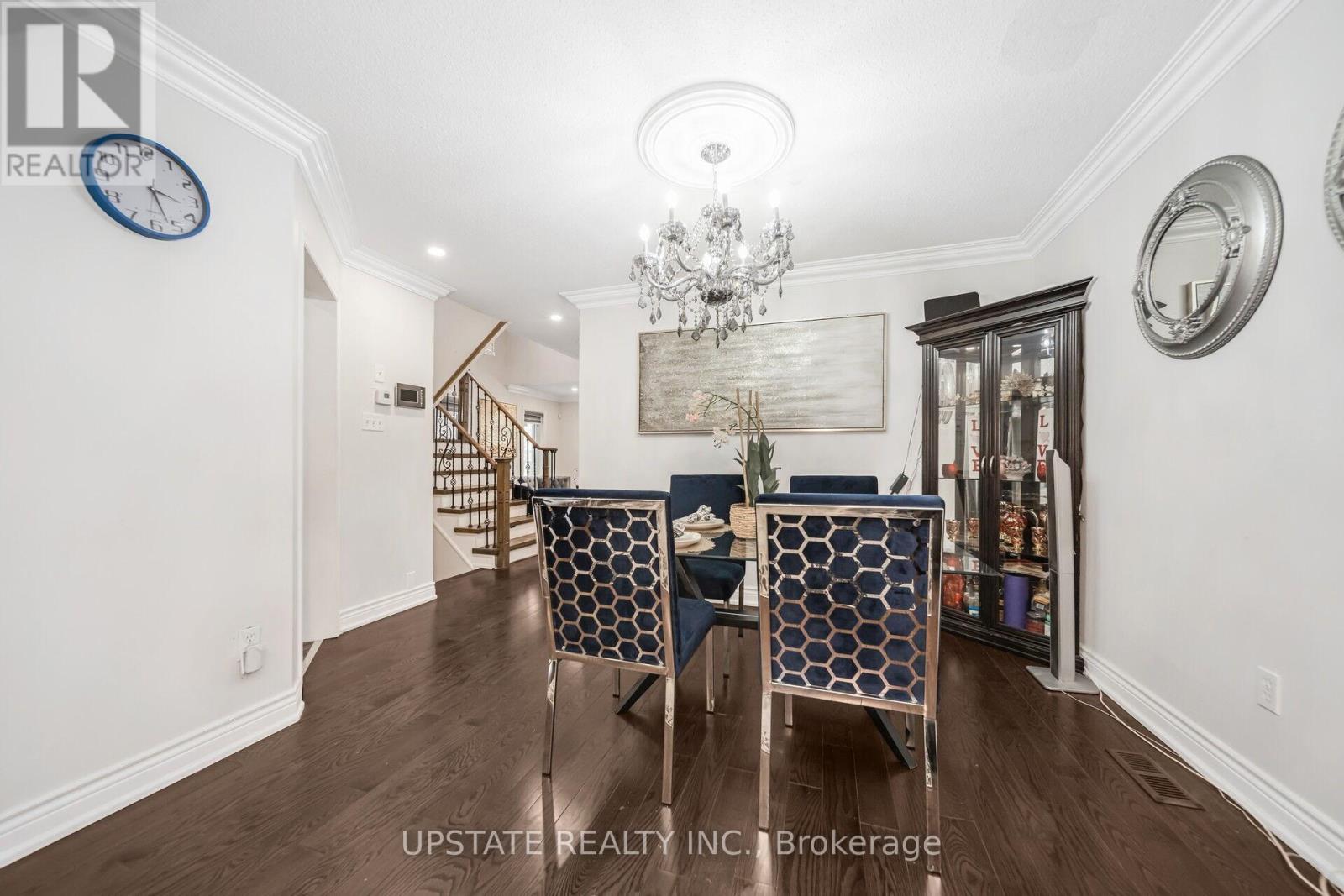 12 Bramfield Street, Brampton, Ontario L7A 2W3 - Photo 12 - W12333574