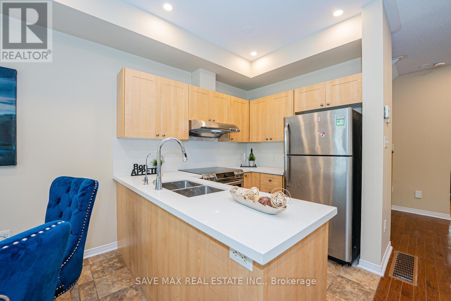 43 - 21 Diana Avenue, Brantford, Ontario  N3T 0G7 - Photo 12 - X12541964