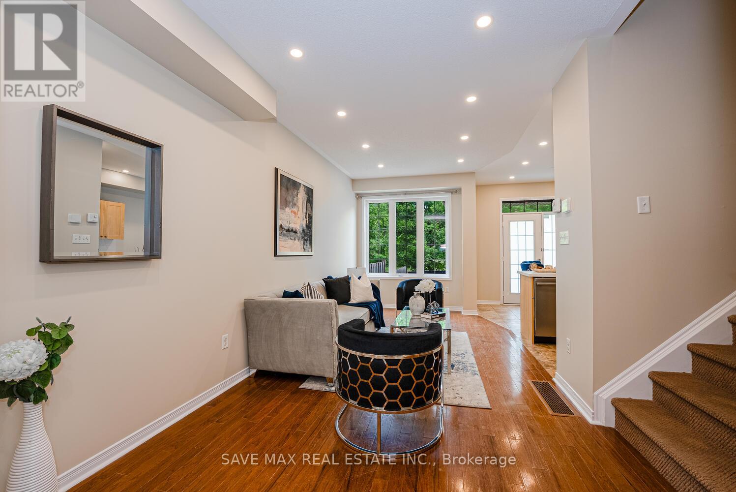 43 - 21 Diana Avenue, Brantford, Ontario  N3T 0G7 - Photo 5 - X12541964