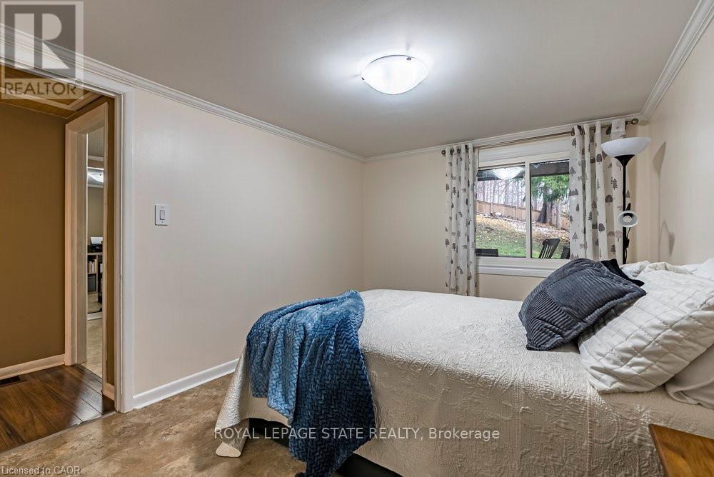 6 Begue Street, Hamilton, Ontario  L9H 2N2 - Photo 18 - X12541986