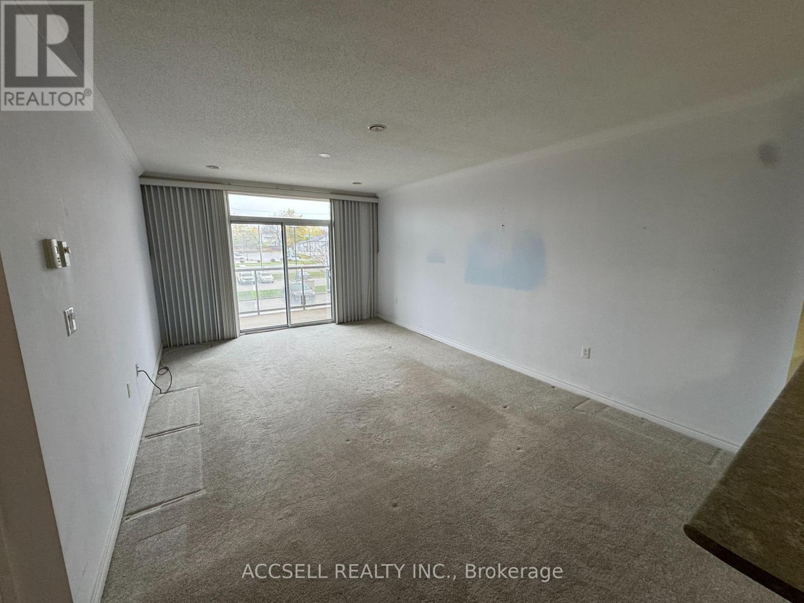 208 - 353 Commissioners Road W, London South, Ontario  N6J 0A3 - Photo 5 - X12542028