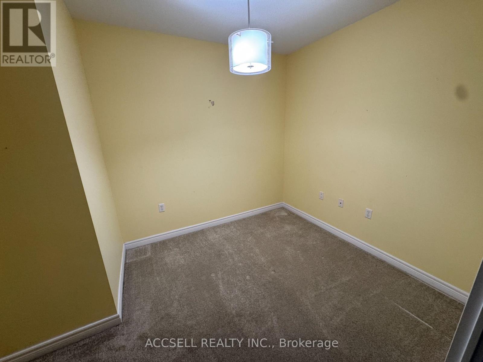 208 - 353 Commissioners Road W, London South, Ontario  N6J 0A3 - Photo 8 - X12542028