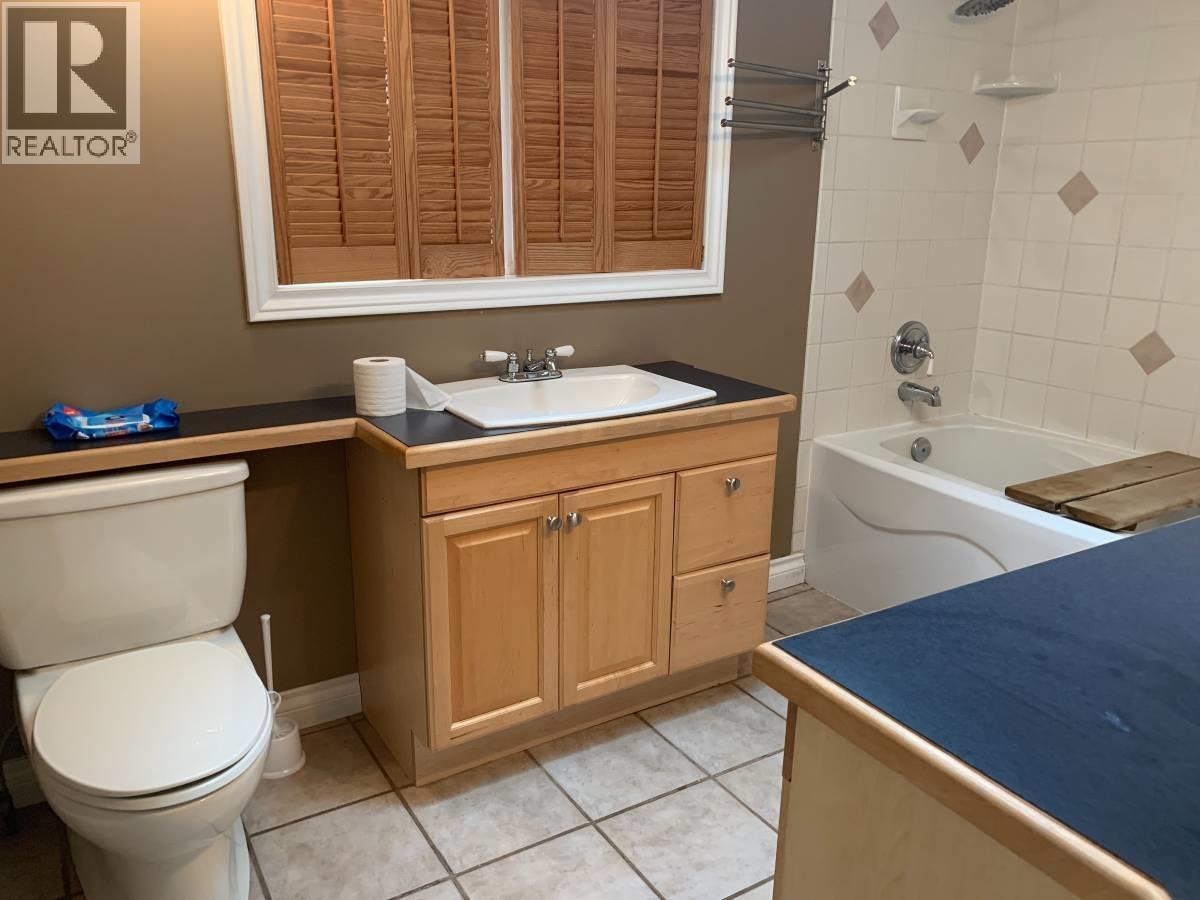 21201 Wicklund Ave, Maple Ridge, British Columbia  V2X 3S1 - Photo 23 - R3067190