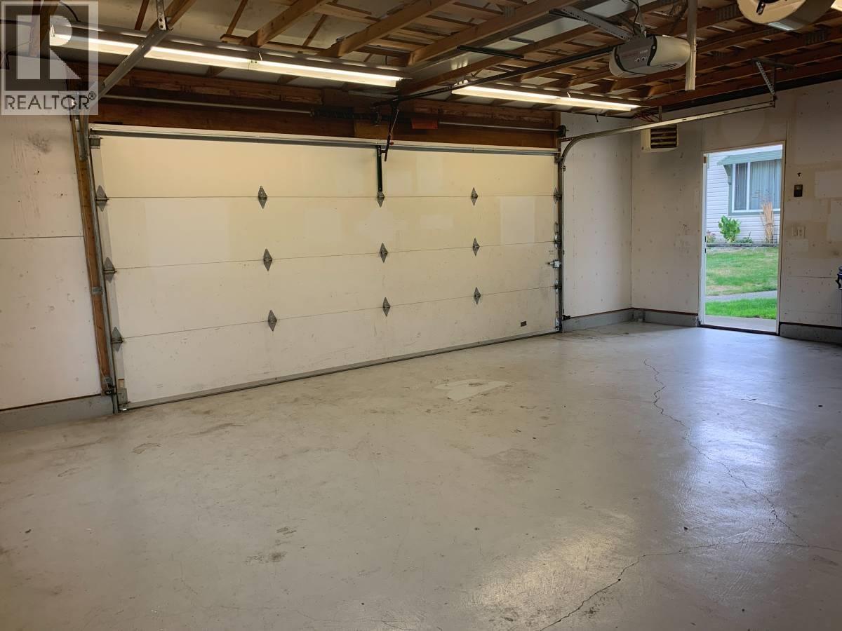 21201 Wicklund Ave, Maple Ridge, British Columbia  V2X 3S1 - Photo 4 - R3067190