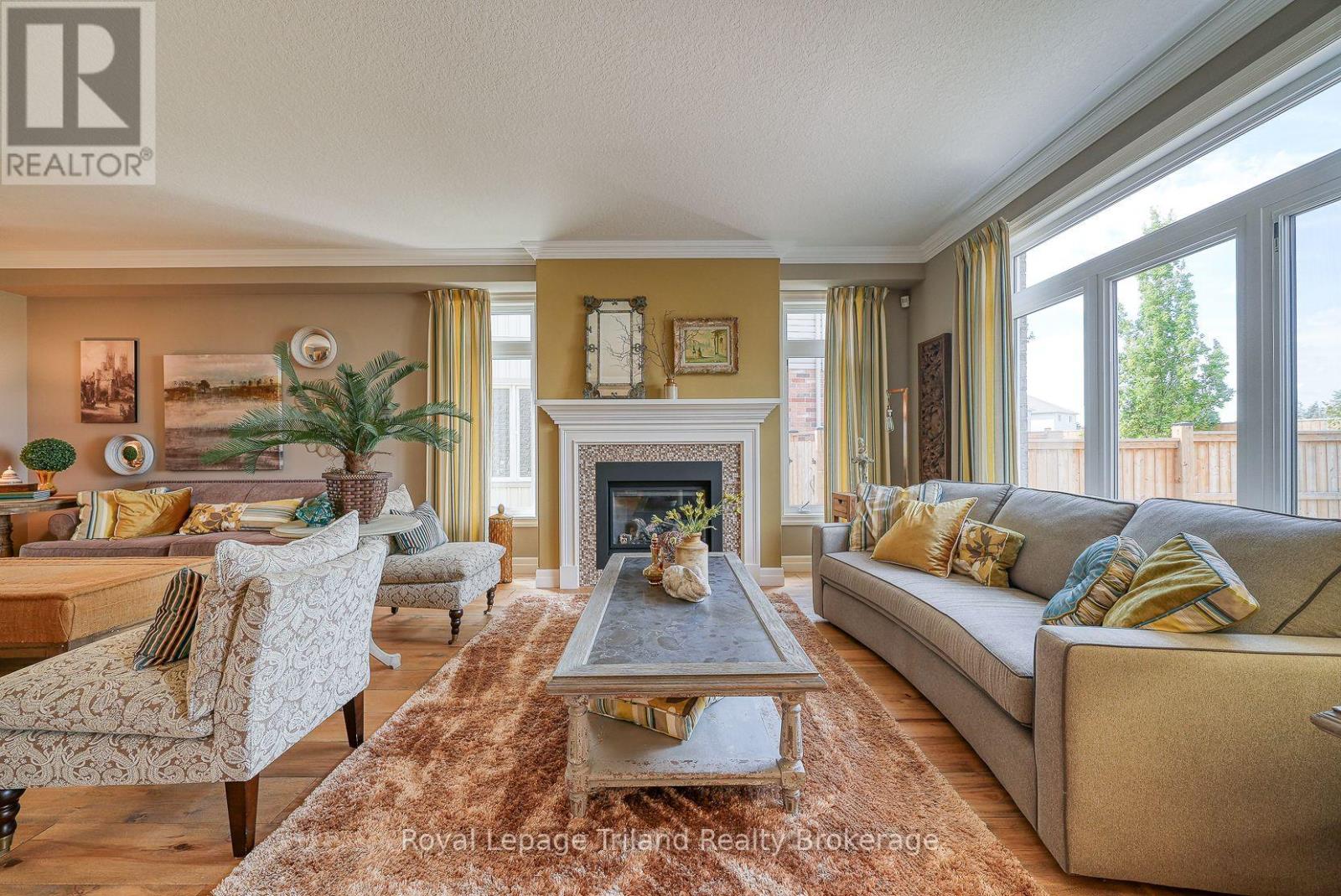 1142 Caen Avenue, Woodstock, Ontario N4T 0G3 - Photo 14 - X12532960