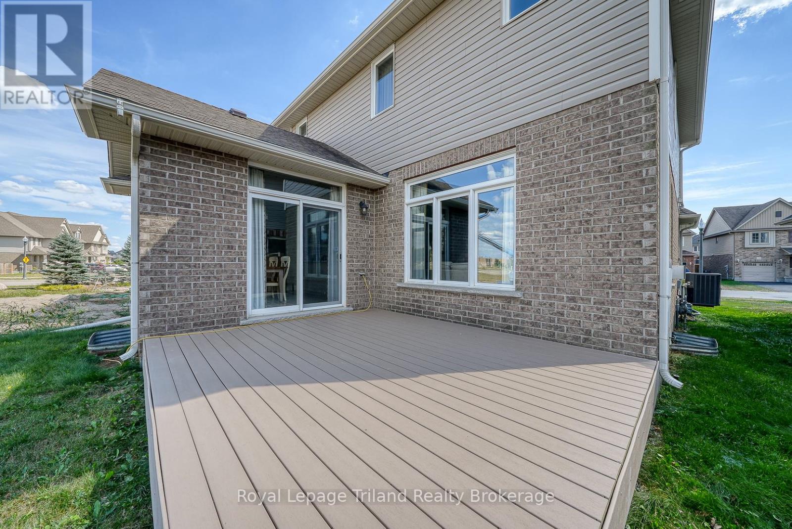 1142 Caen Avenue, Woodstock, Ontario N4T 0G3 - Photo 38 - X12532960