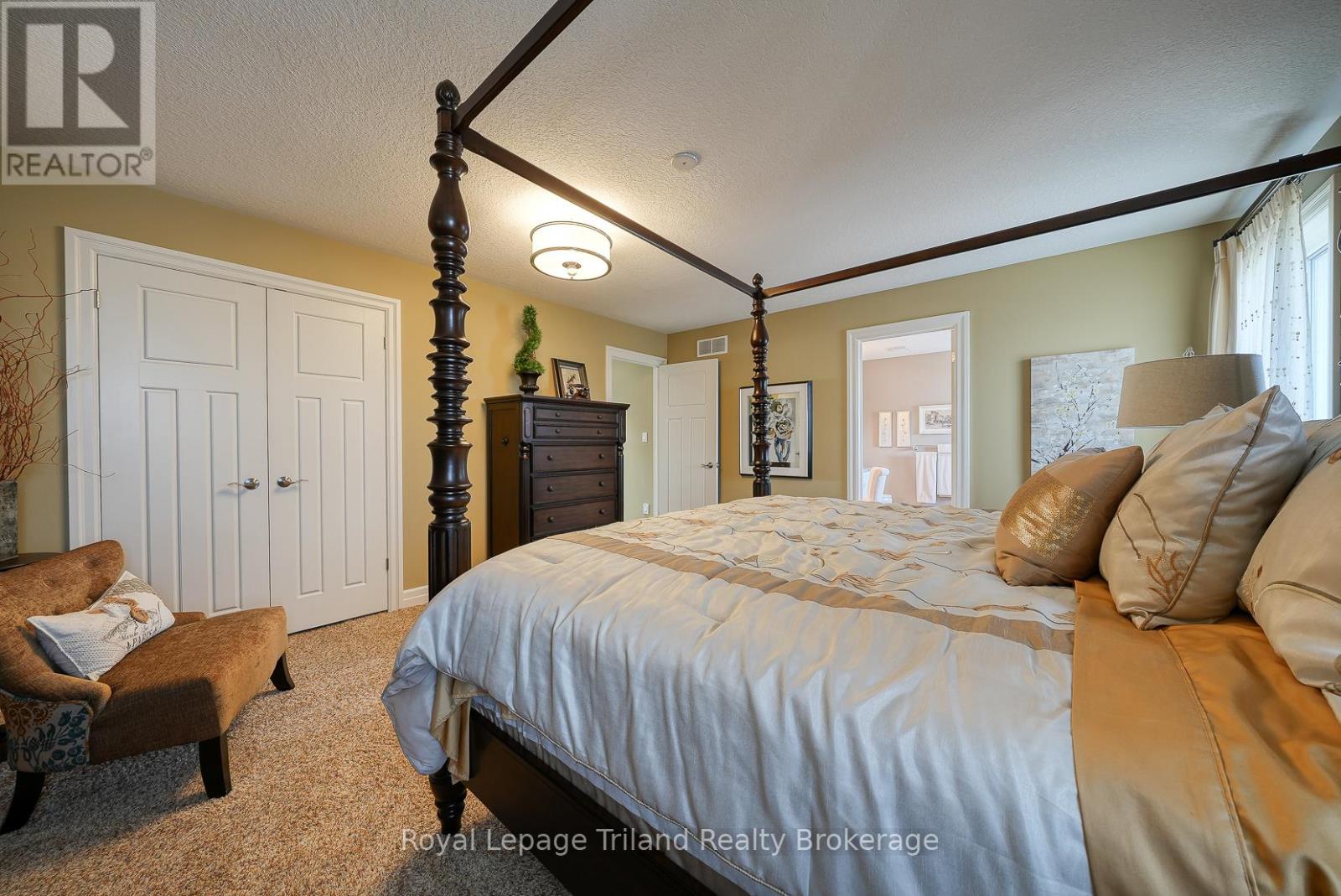 1142 Caen Avenue, Woodstock, Ontario N4T 0G3 - Photo 37 - X12532960