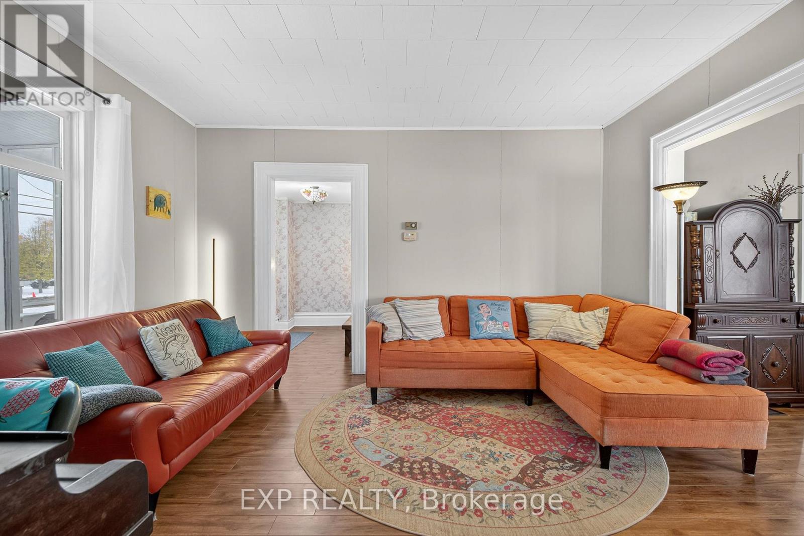 372 Main Street, Prince Edward County, Ontario K0K 3L0 - Photo 8 - X12538820