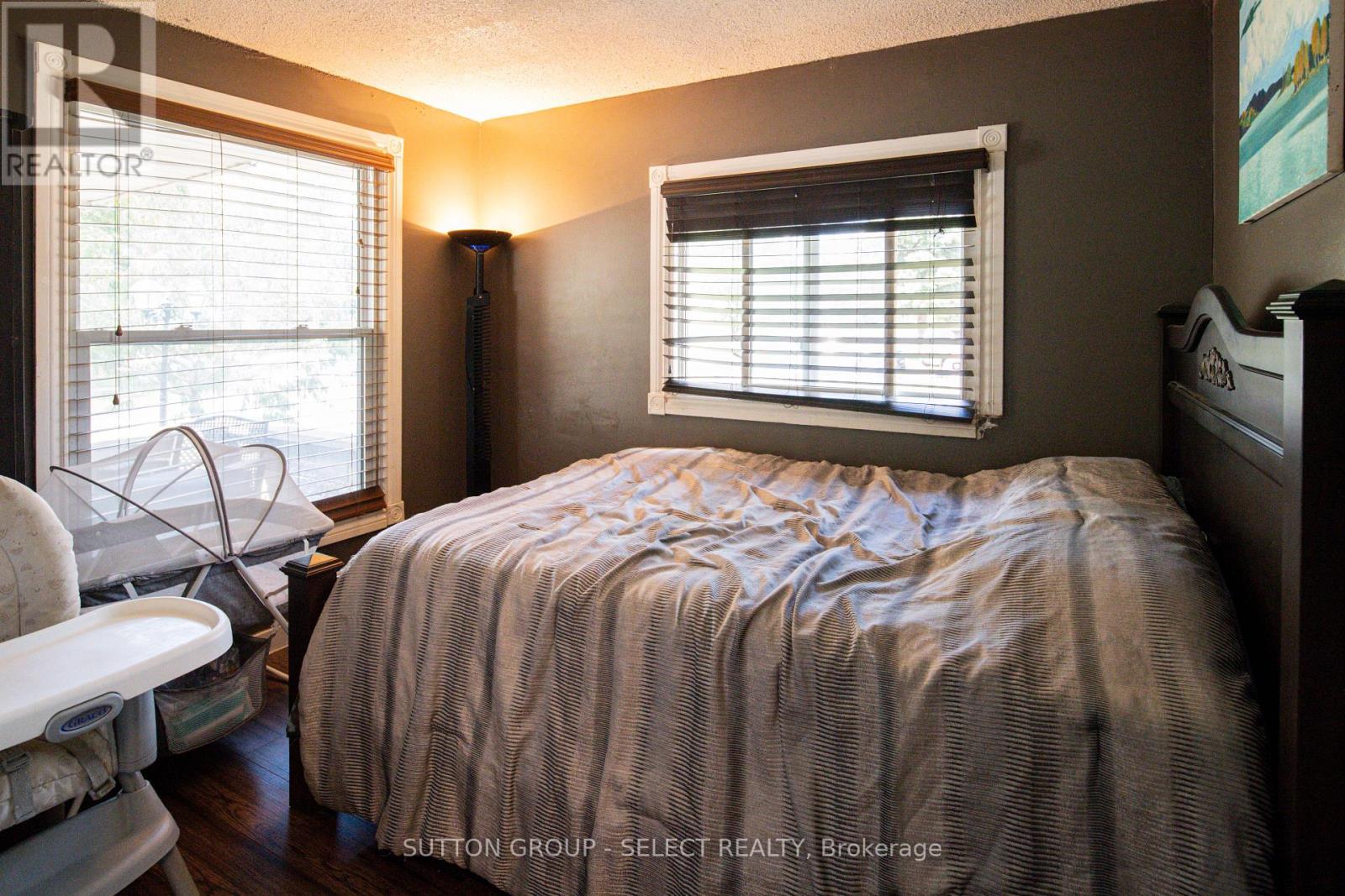 1192 Jalna Boulevard, London South, Ontario  N6E 2A9 - Photo 6 - X12364822