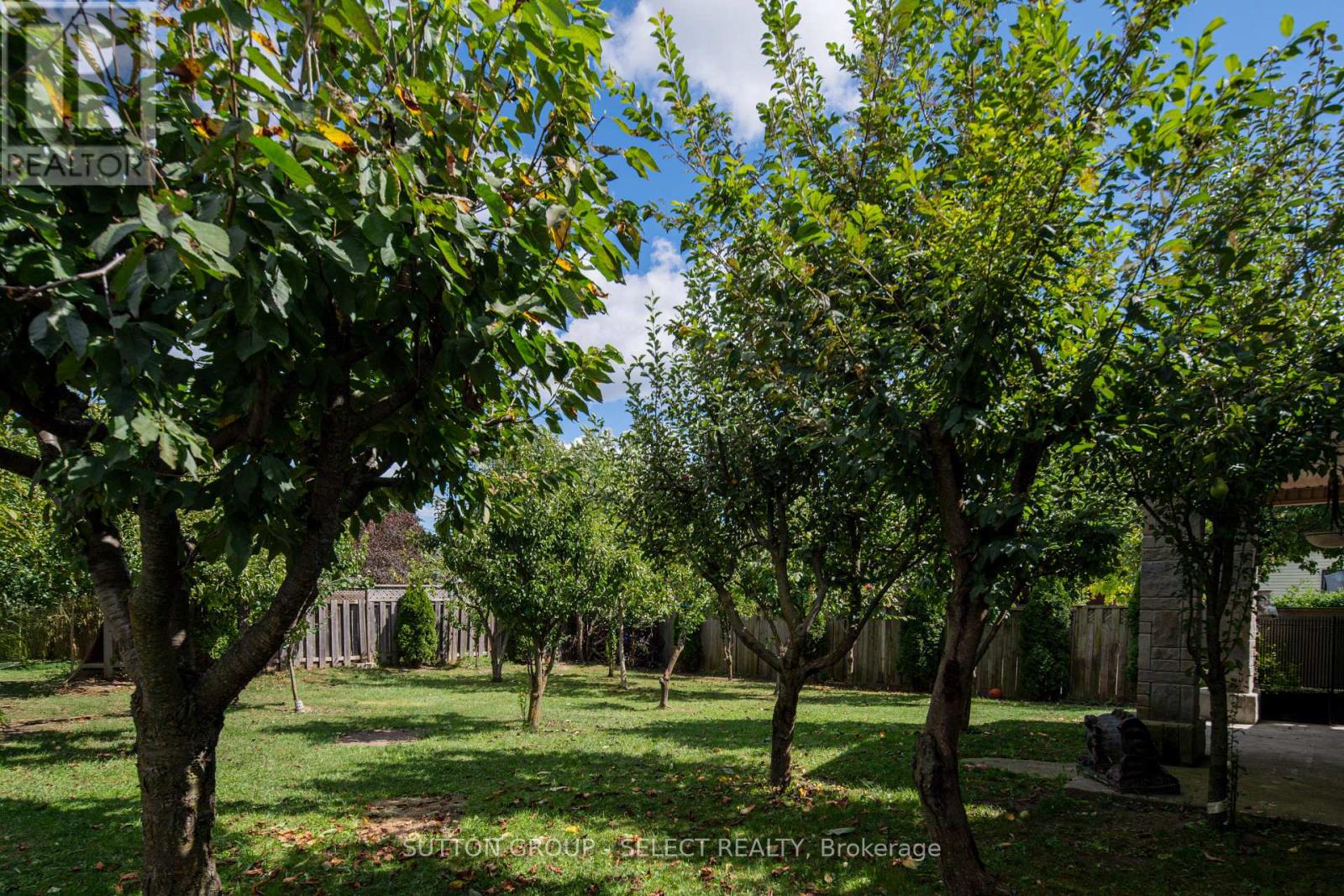 1192 Jalna Boulevard, London South, Ontario  N6E 2A9 - Photo 24 - X12364822