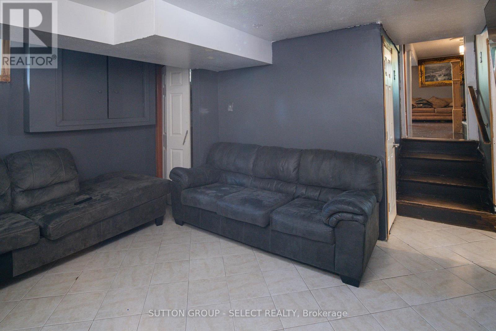 1192 Jalna Boulevard, London South, Ontario  N6E 2A9 - Photo 18 - X12364822