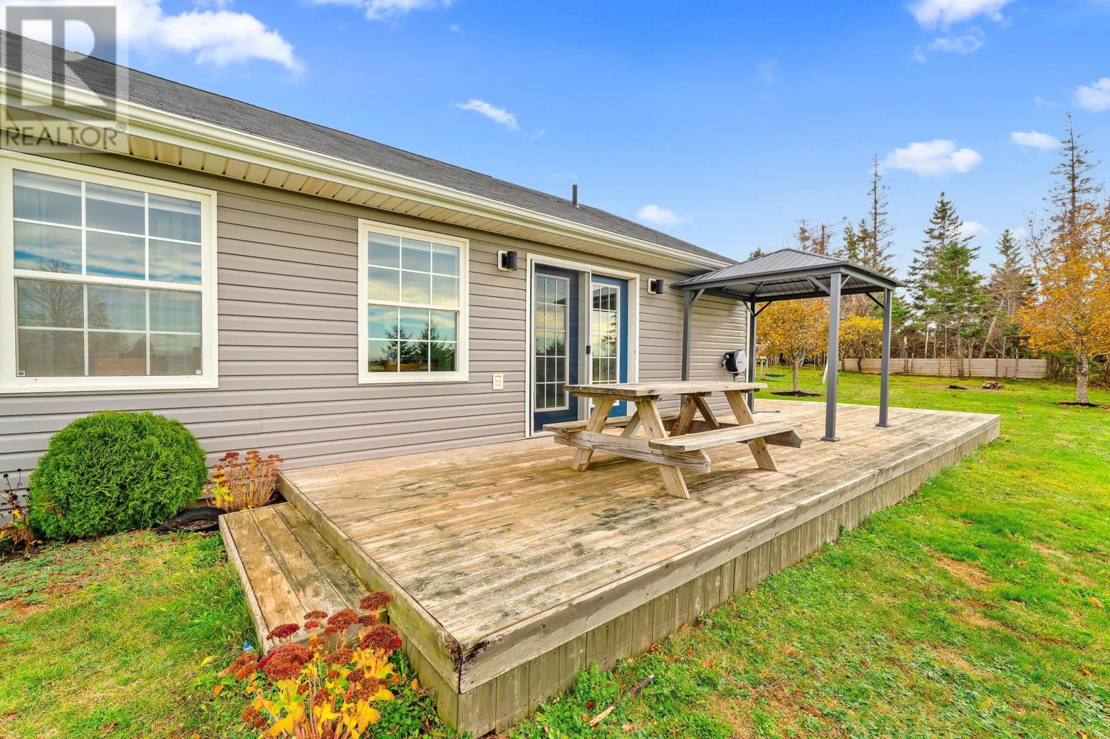 63 Pine Street, Brackley Beach, Prince Edward Island  C1E 2W1 - Photo 24 - 202527860