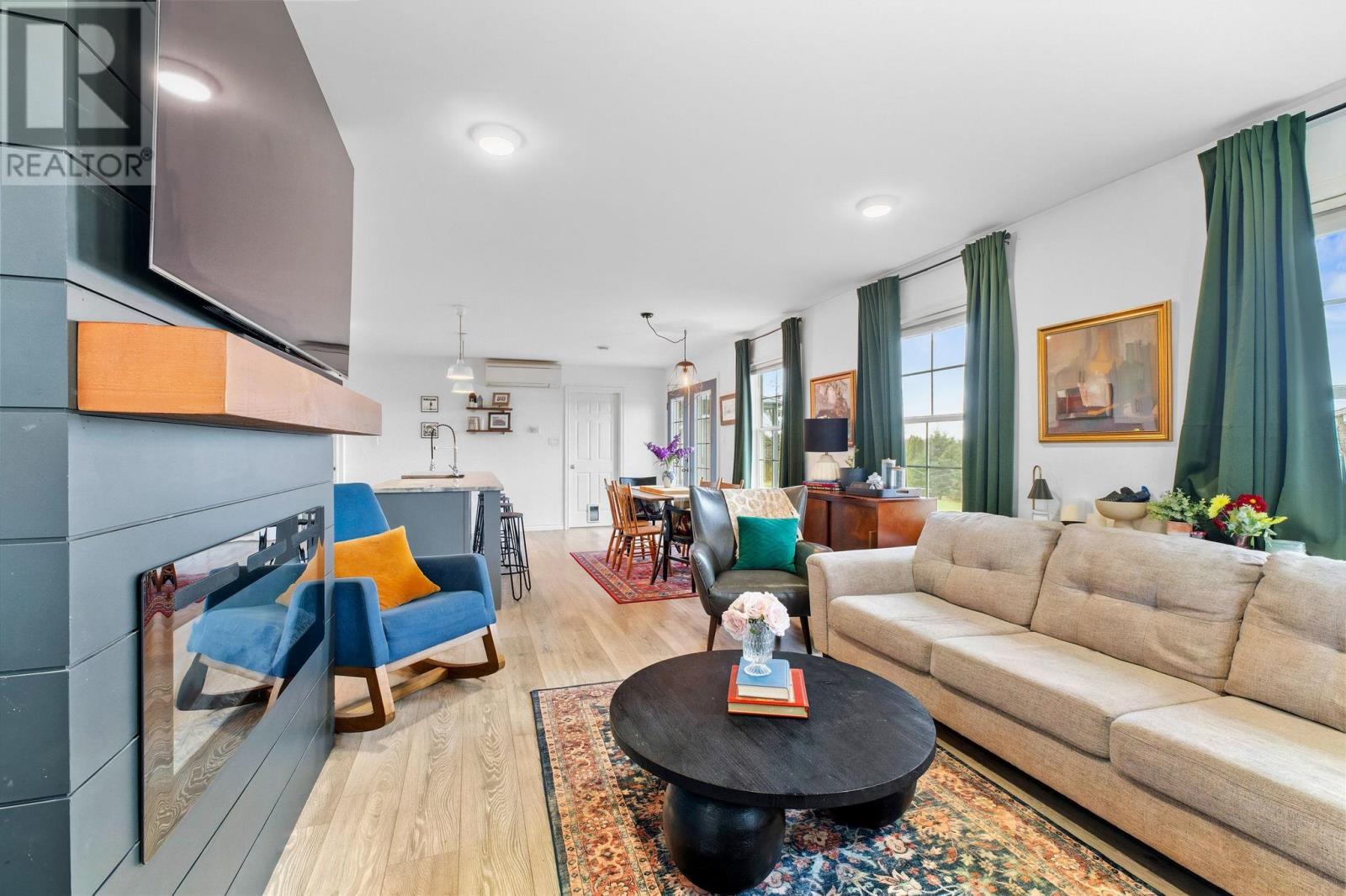 63 Pine Street, Brackley Beach, Prince Edward Island  C1E 2W1 - Photo 4 - 202527860