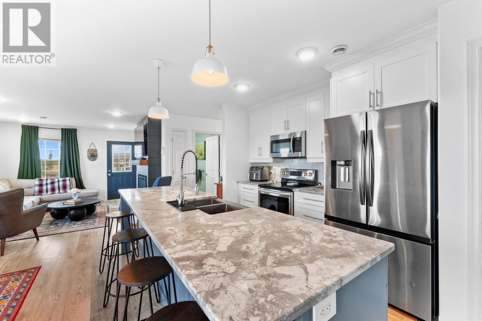 63 Pine Street, Brackley Beach, Prince Edward Island  C1E 2W1 - Photo 8 - 202527860