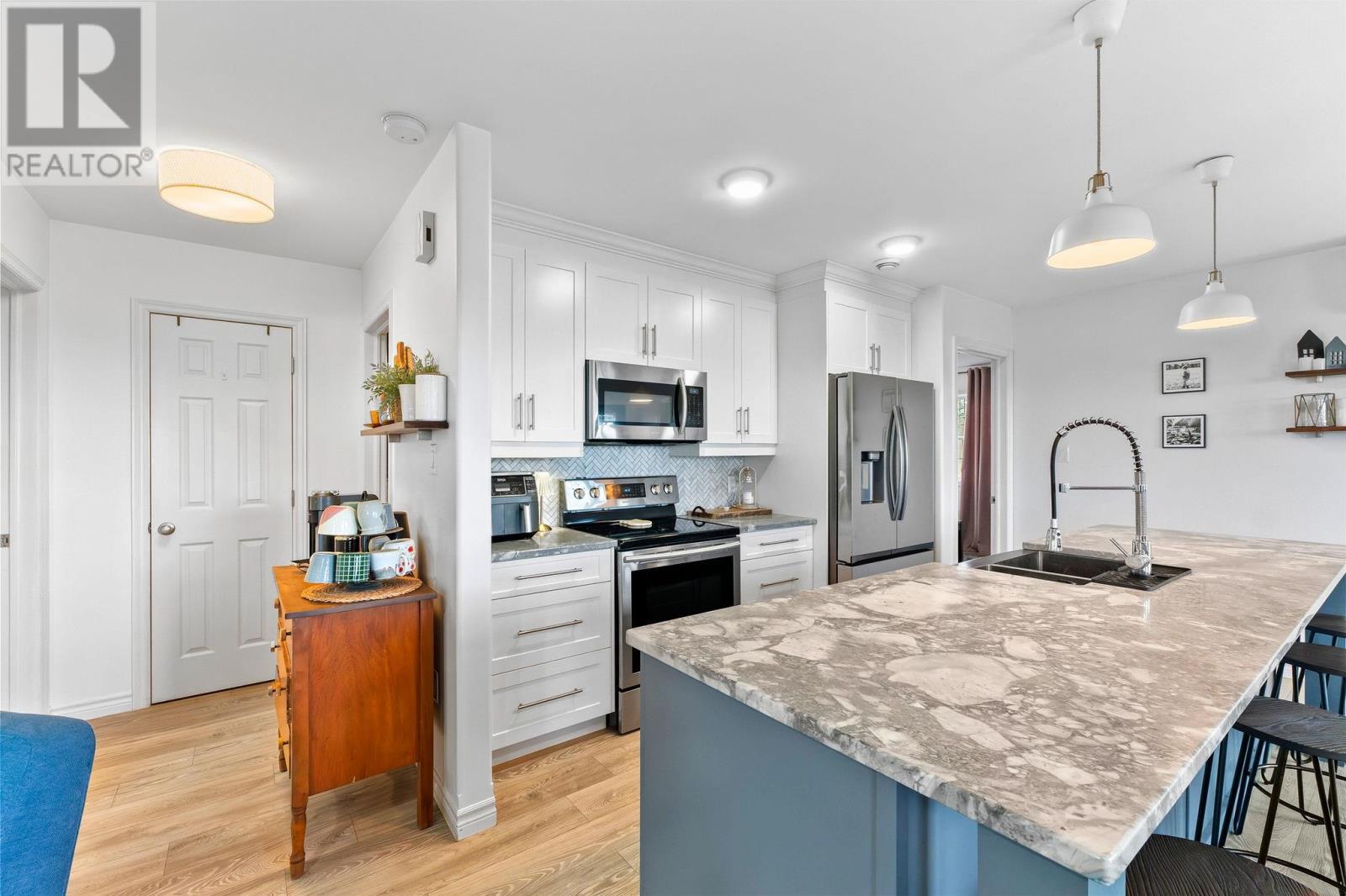 63 Pine Street, Brackley Beach, Prince Edward Island  C1E 2W1 - Photo 9 - 202527860