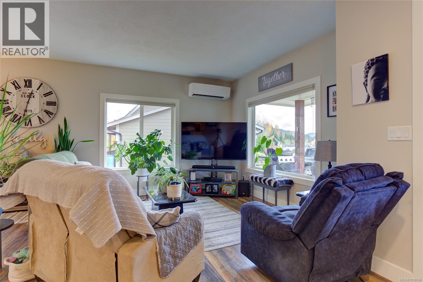 501 Mountain View Dr, Lake Cowichan, British Columbia V0R 2G1 - Photo 8 - 1018936