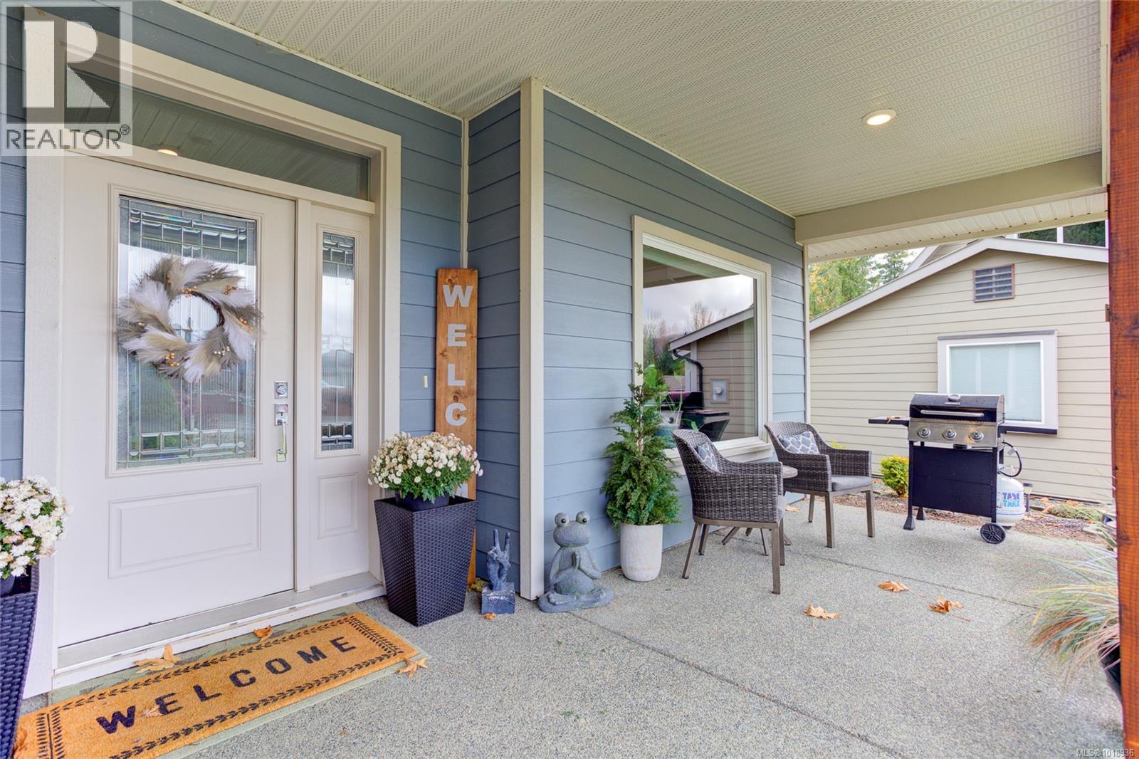 501 Mountain View Dr, Lake Cowichan, British Columbia V0R 2G1 - Photo 5 - 1018936