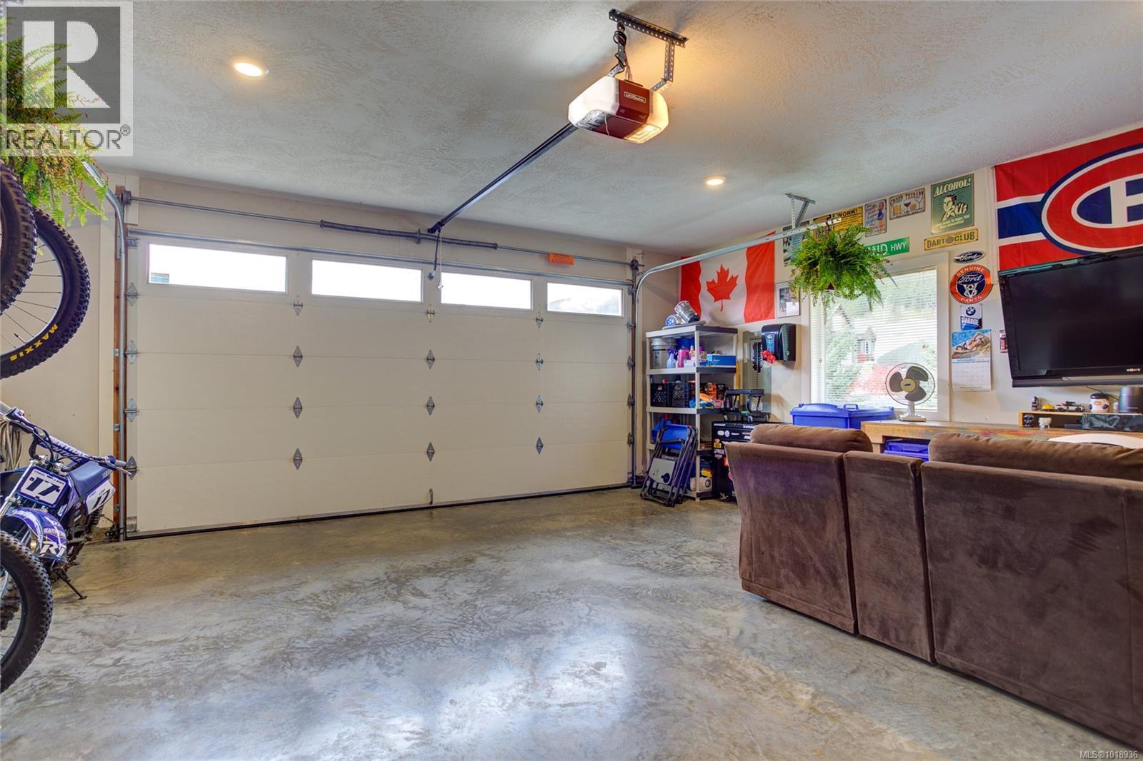 501 Mountain View Dr, Lake Cowichan, British Columbia V0R 2G1 - Photo 32 - 1018936