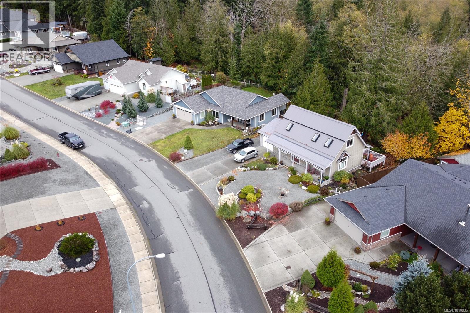 501 Mountain View Dr, Lake Cowichan, British Columbia V0R 2G1 - Photo 60 - 1018936