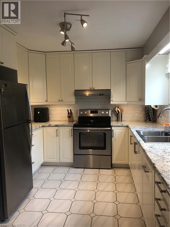 153 Meadowbrook Drive, Ancaster, Ontario  L9G 4S9 - Photo 9 - 40781495