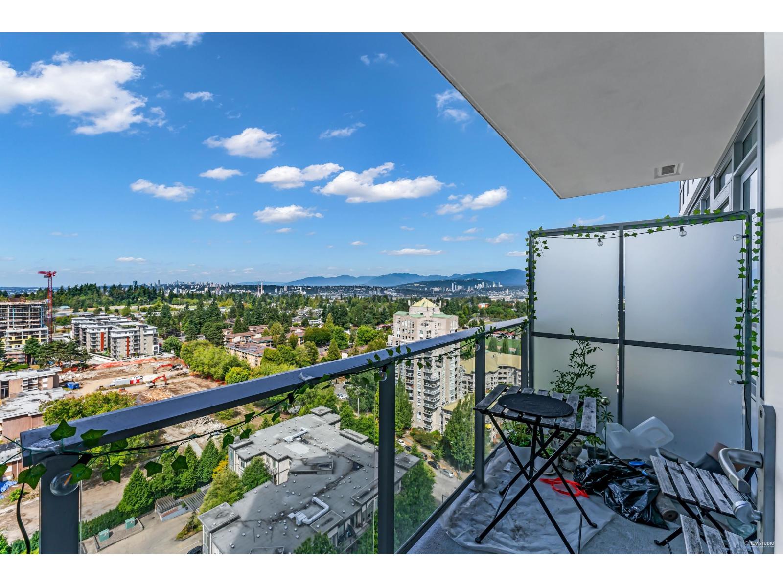 2001 10448 University Drive, Surrey, British Columbia  V3T 0S7 - Photo 15 - R3067144