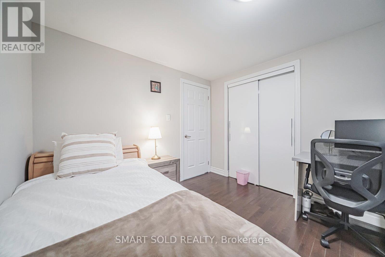 60 Steepleview Crescent, Richmond Hill, Ontario  L4C 9R3 - Photo 31 - N12535584