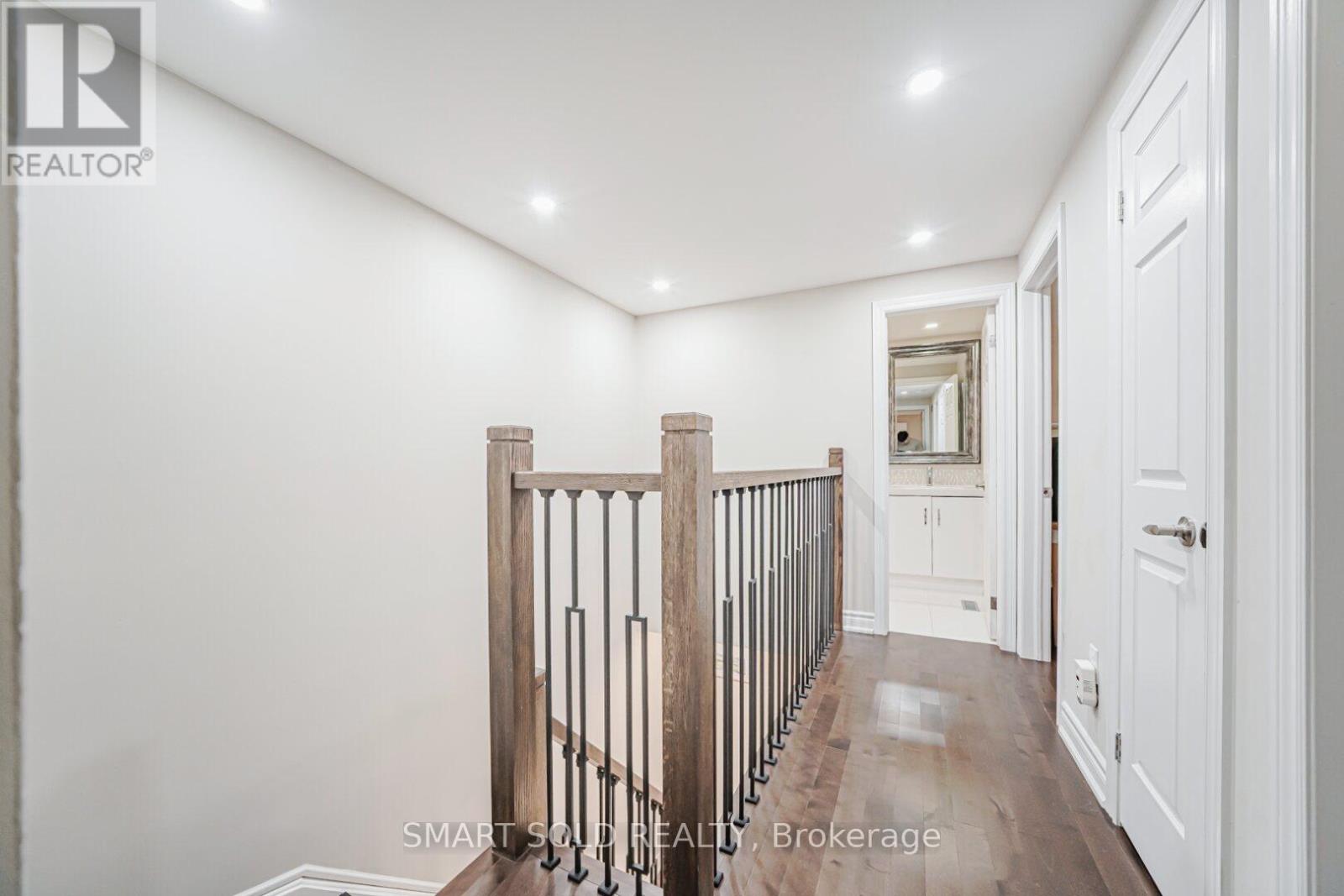 60 Steepleview Crescent, Richmond Hill, Ontario  L4C 9R3 - Photo 24 - N12535584