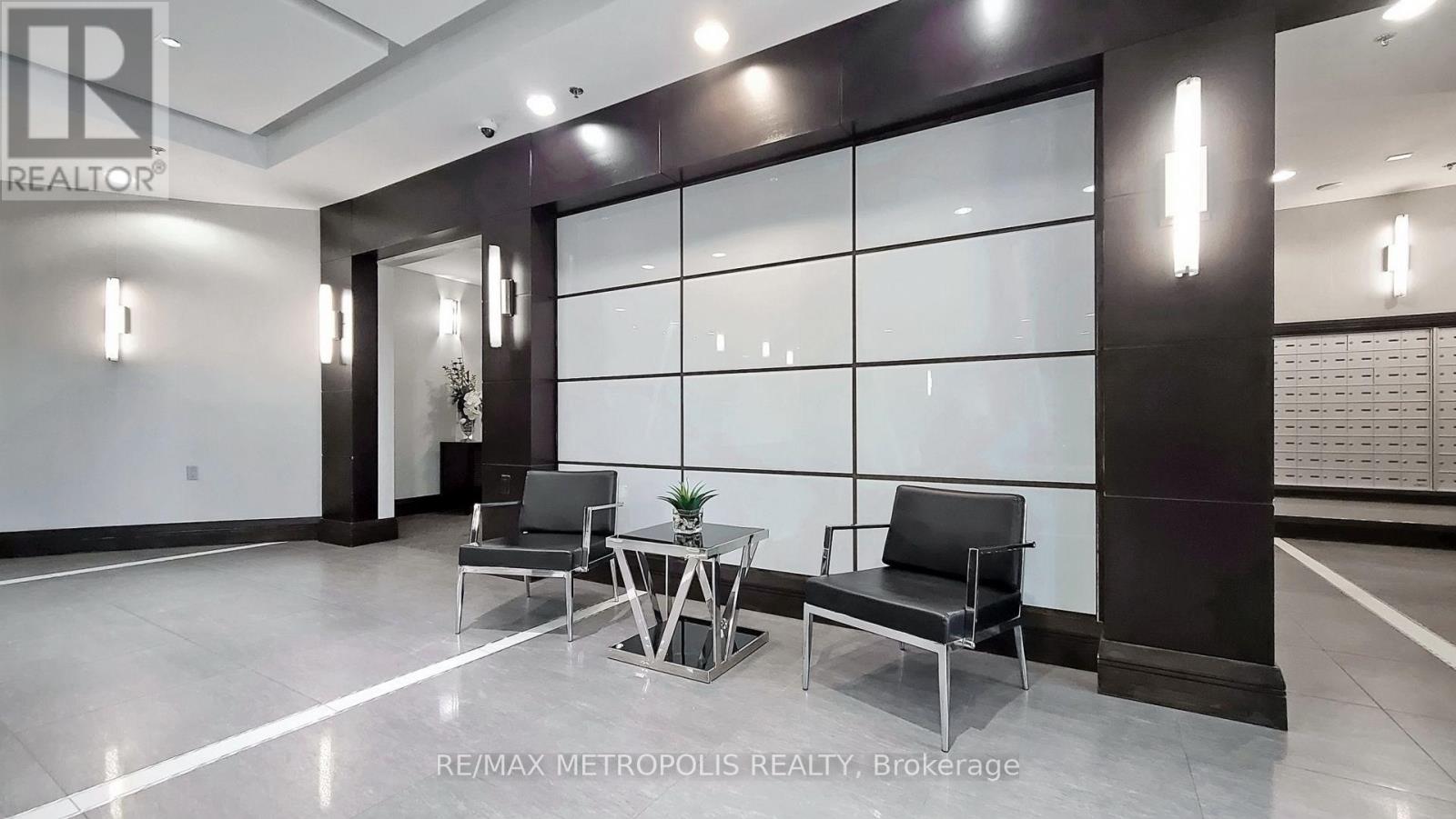 1709 - 75 King Street E, Mississauga, Ontario L5A 4G5 - Photo 8 - W12453039