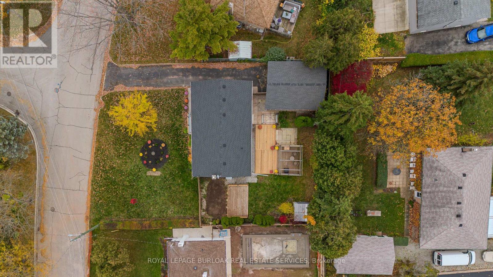 260 Foxbar Road, Burlington, Ontario L7L 3A3 - Photo 40 - W12529668