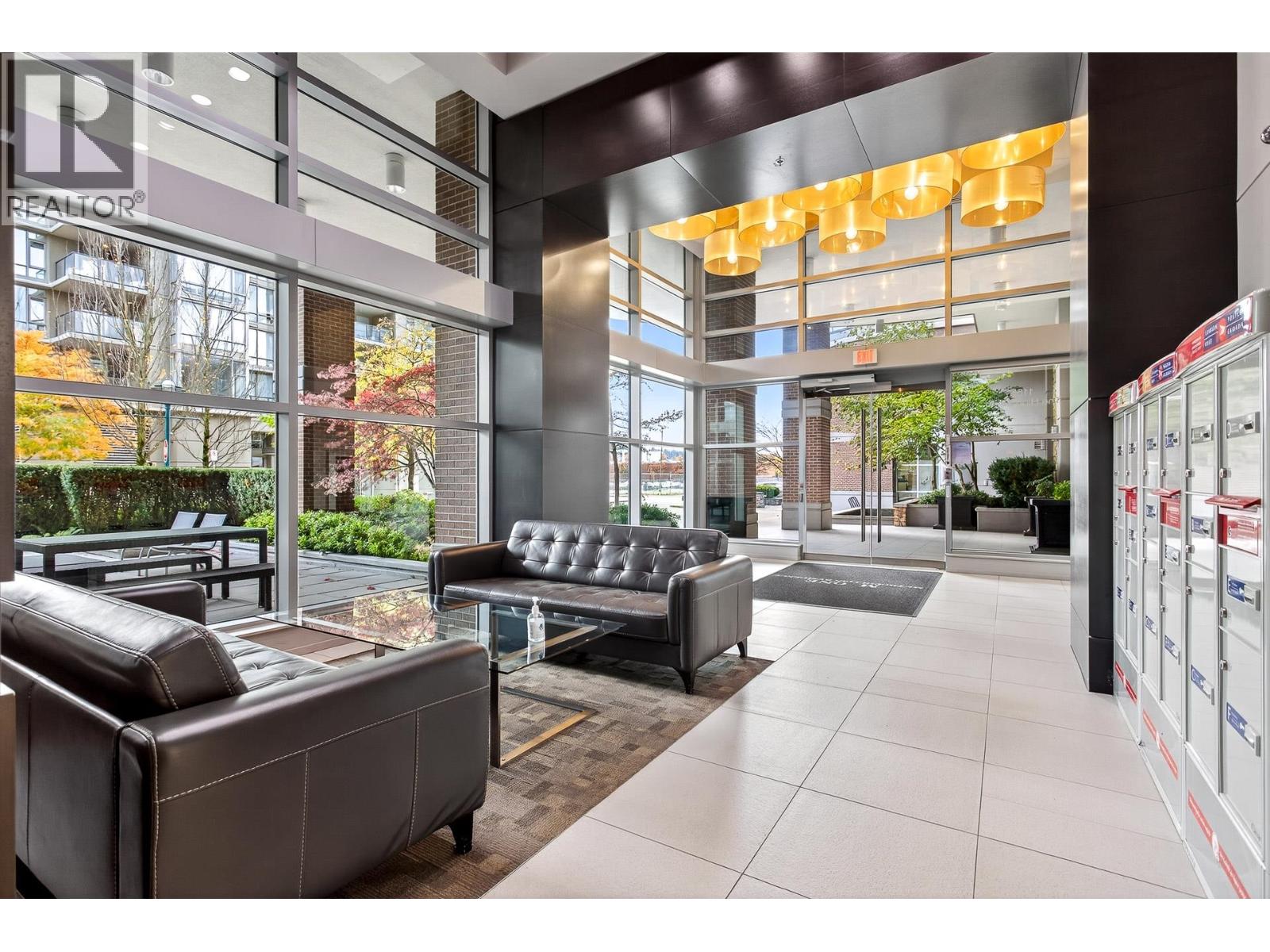 2003 1155 The High Street, Coquitlam, British Columbia  V3B 7W4 - Photo 4 - R3066753