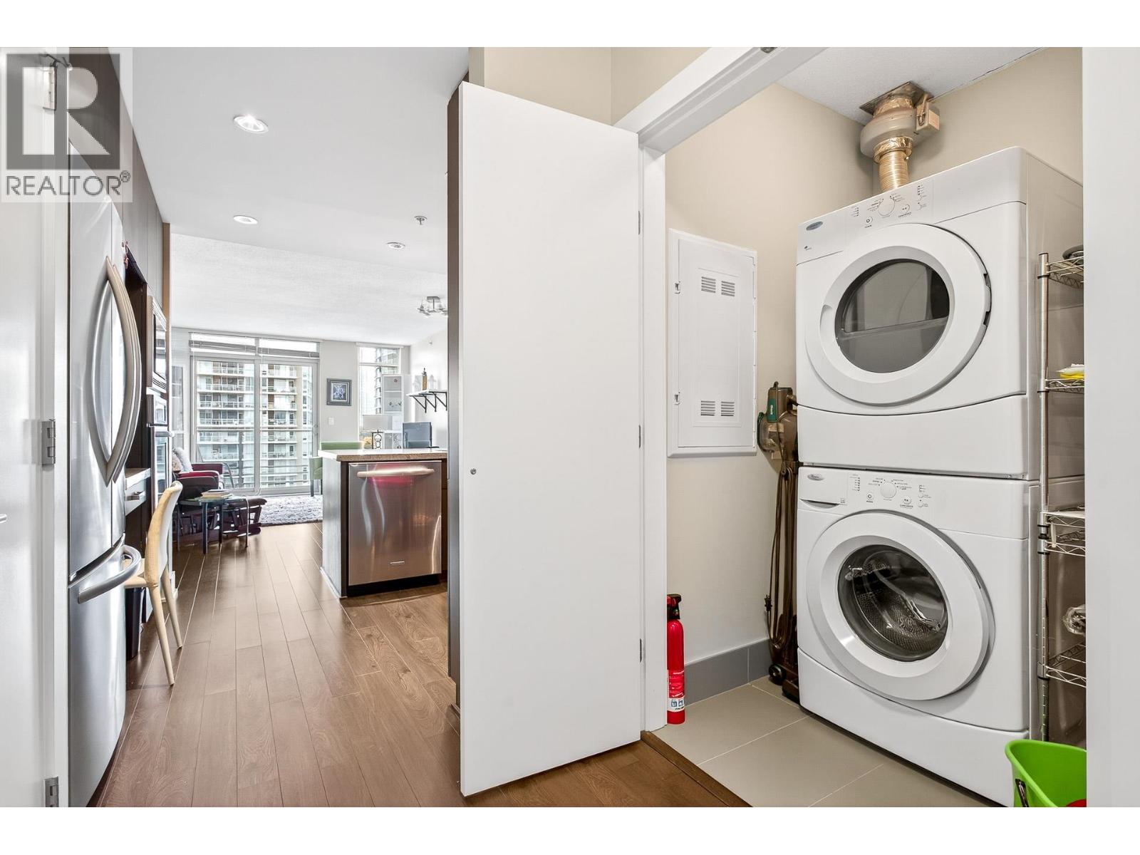 2003 1155 The High Street, Coquitlam, British Columbia  V3B 7W4 - Photo 30 - R3066753