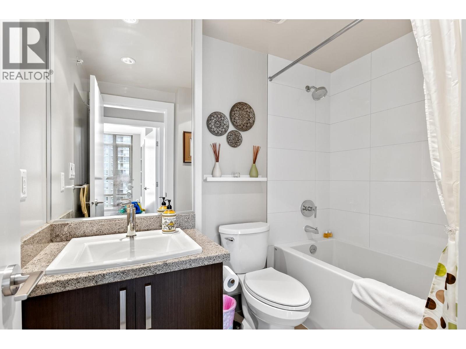 2003 1155 The High Street, Coquitlam, British Columbia  V3B 7W4 - Photo 28 - R3066753