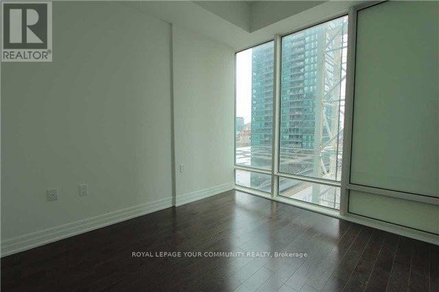 1110 - 8 The Esplanade Avenue, Toronto, Ontario  M5E 0A6 - Photo 3 - C12542224