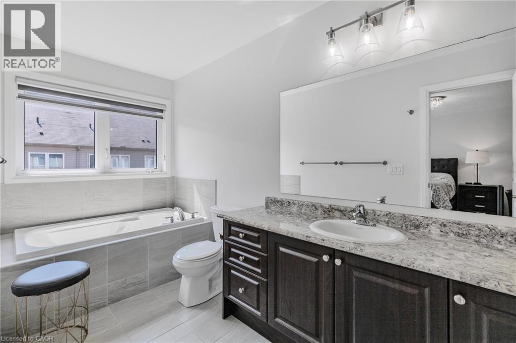 4102 Fracchioni Drive, Beamsville, Ontario  L0R 1B4 - Photo 23 - 40788126