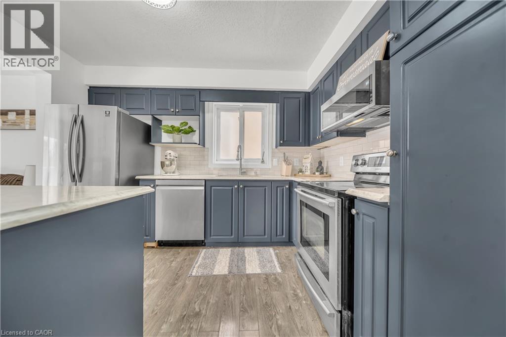 35 Templewood Drive, Kitchener, Ontario  N2R 1K9 - Photo 11 - 40787318