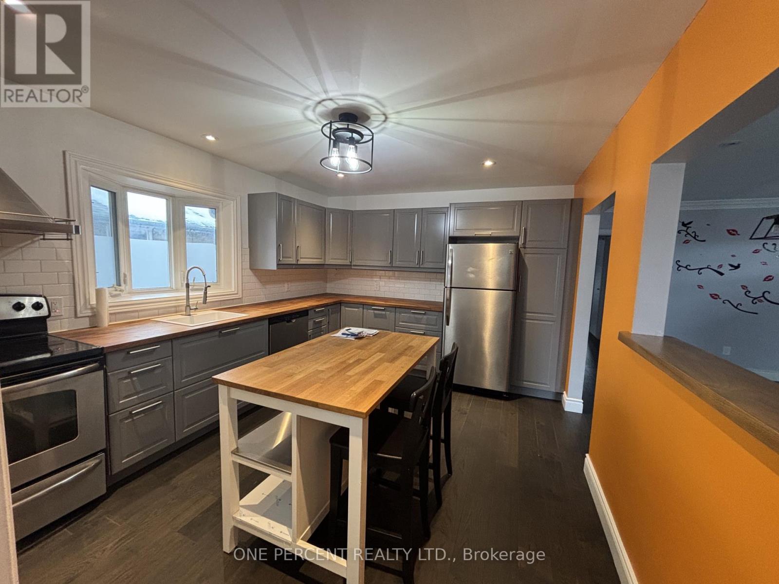 52 Terraview Boulevard, Toronto, Ontario  M1R 4L9 - Photo 3 - E12542174